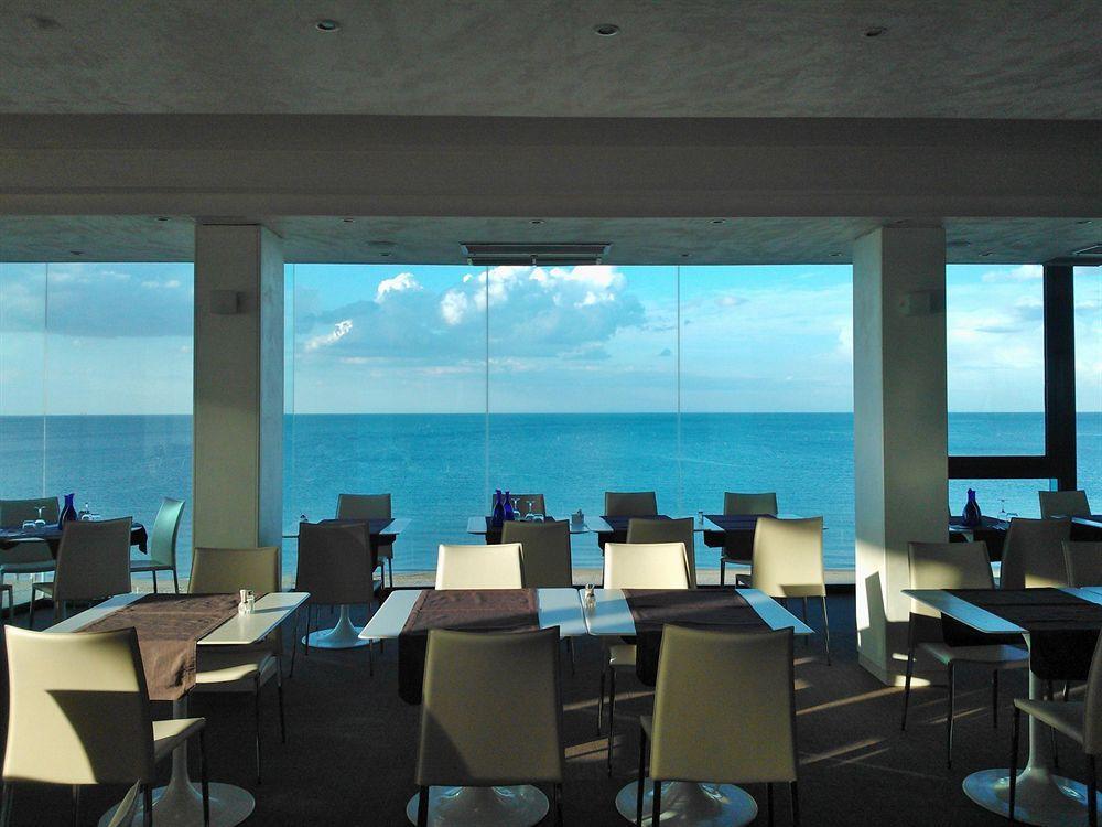Hotel Commodore Riccione Exterior foto