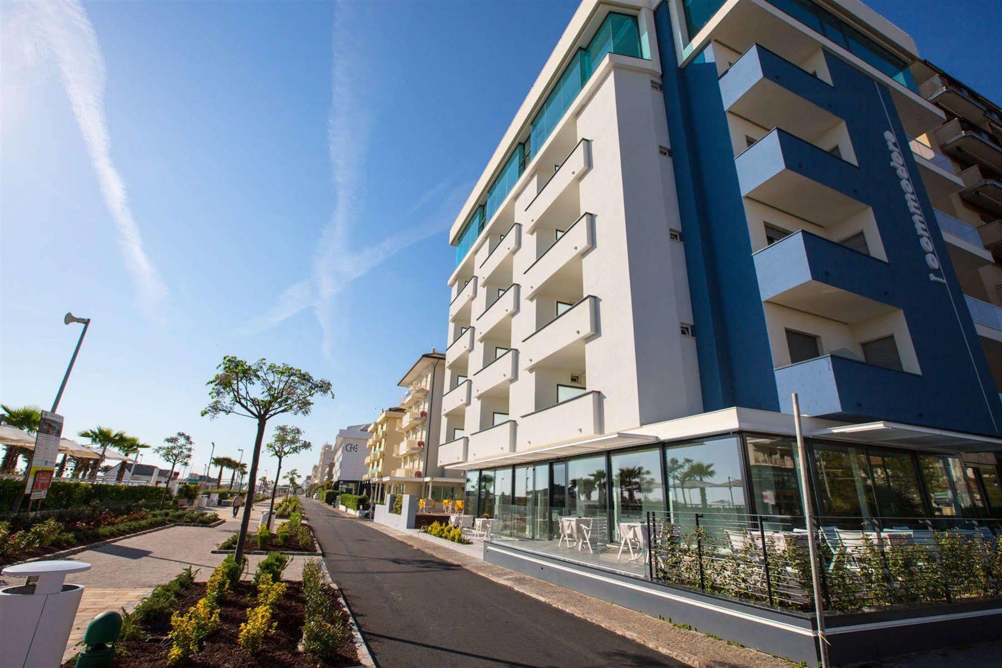Hotel Commodore Riccione Exterior foto